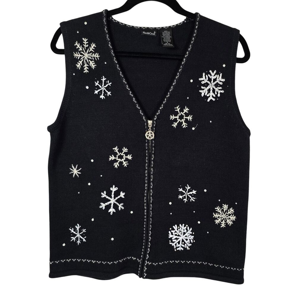 Northcrest Sweater Vest Women's S Black White Snowflake Embroidered Bead Winter